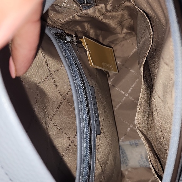 NWT Michael Kors ‘Maisie’ Medium Leather 2-in-1 Backpack - Picture 5 of 16